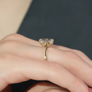 The Lexie Set With A 3 Carat Emerald Lab Diamond