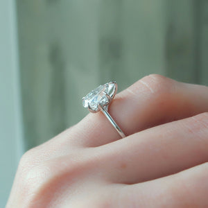 The Lexie Set With A 2 Carat Pear Lab Diamond