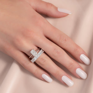 The Lexie Set With A 2 Carat Radiant Lab Diamond