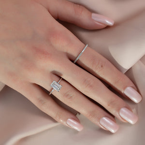 The Ashley Set With A 3 Carat Emerald Lab Diamond