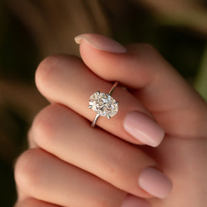 The Ashley Set With A 2 Carat Oval Lab Diamond
