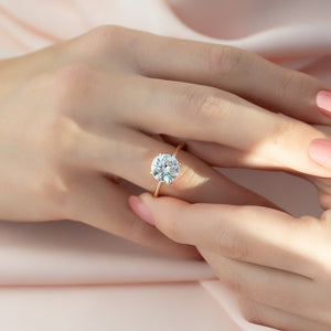 The Ashley Set With A 2 Carat Round Lab Diamond