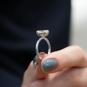 The Eleanor Set With A 1 Carat Emerald Lab Diamond