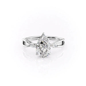 The Kelsey Set With A Pear Moissanite