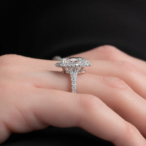 The Miley Set With A 1 Carat Oval Moissanite