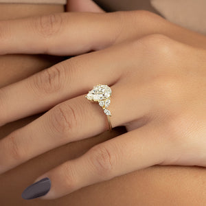 The Melissa Set With A 2 Carat Pear Lab Diamond