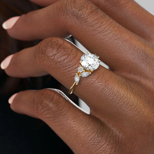 The Melissa Set With A 2 Carat Round Lab Diamond