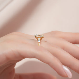 The Abigail Set With A 2 Carat Oval Lab Diamond
