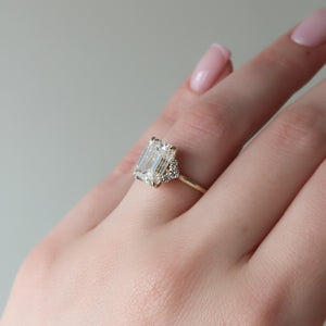 The Victoria Set With A 2 Carat Emerald Lab Diamond