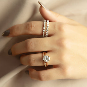 The Victoria Set With A 2 Carat Oval Lab Diamond