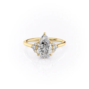 The Victoria Set With A Pear Moissanite
