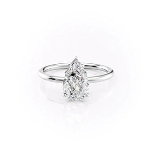 The Luna Set With A Pear Moissanite