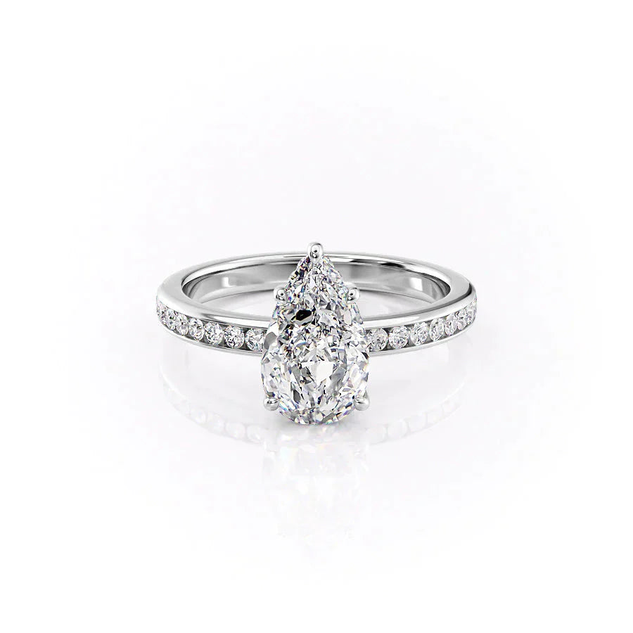 The Marilyn Set With A 1 Carat Pear Lab Diamond