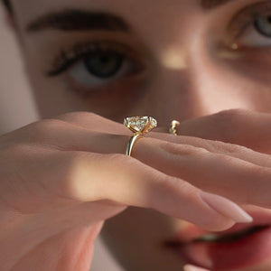 The Sandra Set With A 2 Carat Oval Lab Diamond