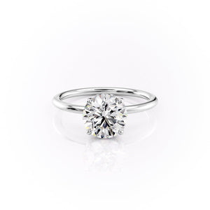 The Sandra Set With A 4.5 Carat Round Moissanite