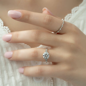 The Stephanie Set With A 1 Carat Round Moissanite