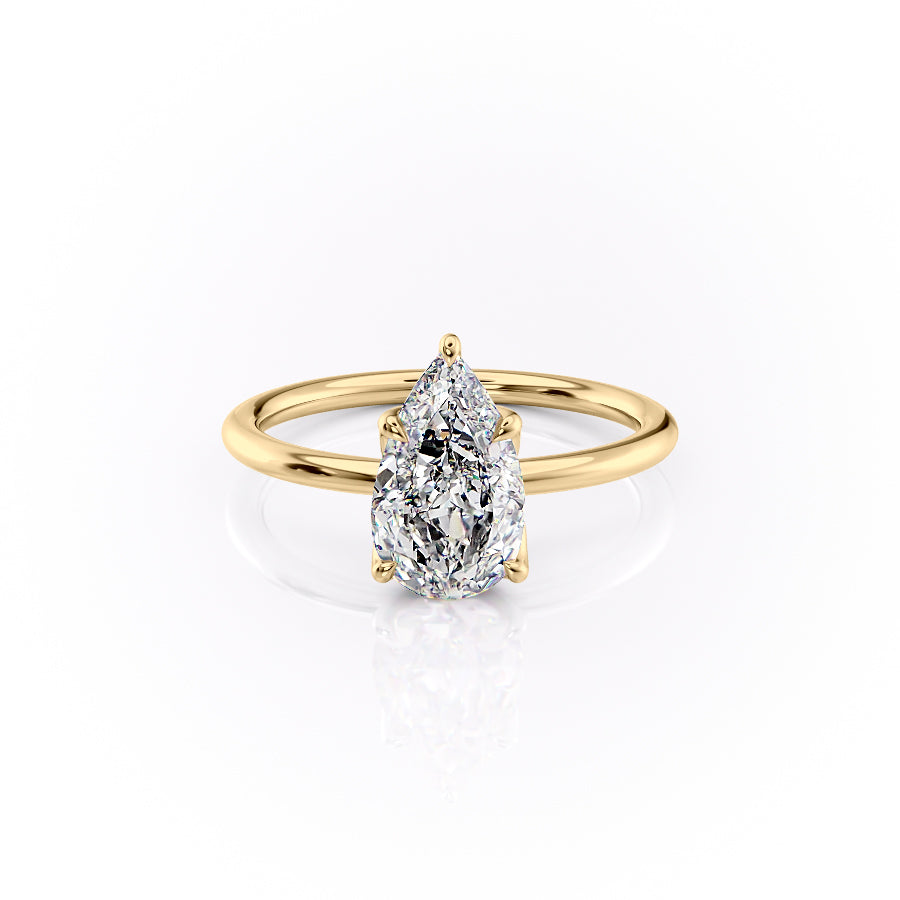 The Lisa Set With A 3.5 Carat Pear Moissanite
