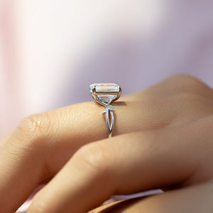 The Twig Set With A 2 Carat Emerald Lab Diamond