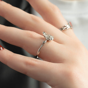 The Twig Set With A 2 Carat Pear Lab Diamond