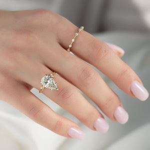 The Twig Set With A 2 Carat Pear Lab Diamond