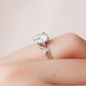 The Twig Set With A 2 Carat Round Lab Diamond