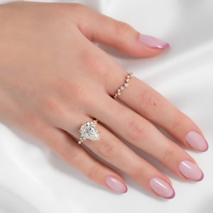 The Emma Set With A 2 Carat Pear Lab Diamond