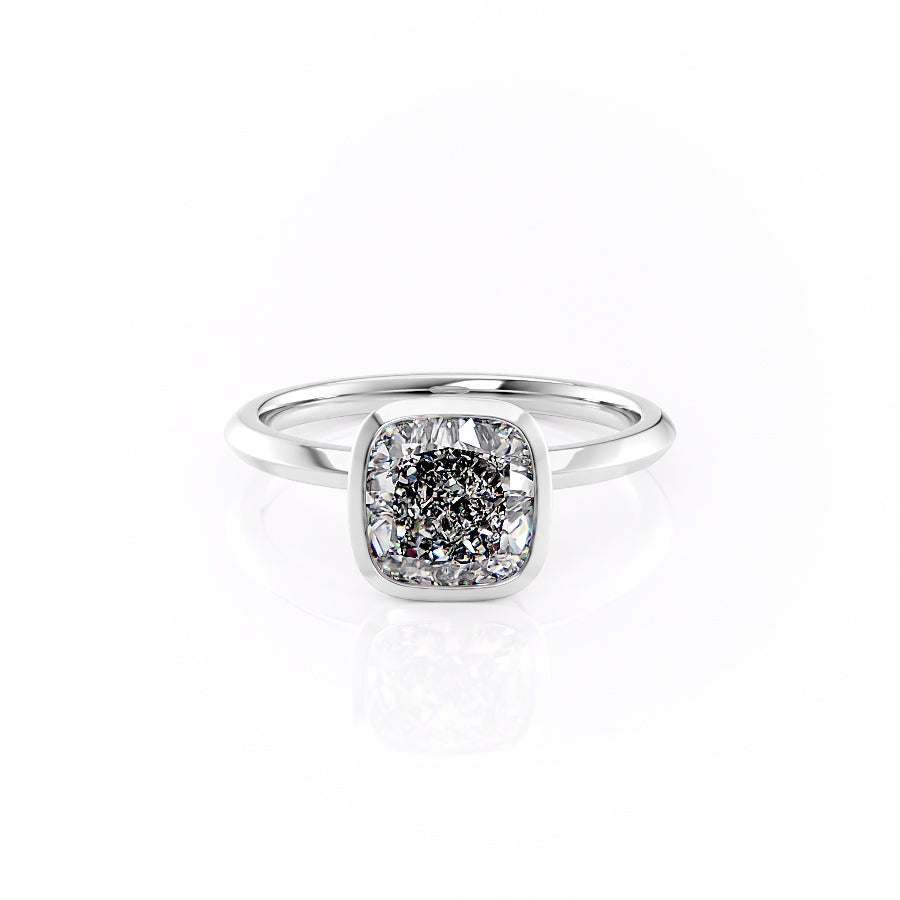 The Razor Bezel Kamellie Set With A Cushion Moissanite