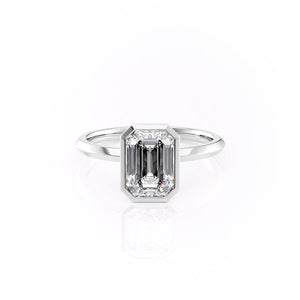 The Razor Bezel Kamellie Set With A Emerald Moissanite