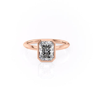 The Razor Bezel Kamellie Set With A Radiant Moissanite