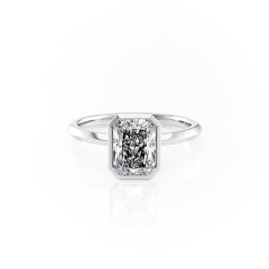 The Razor Bezel Kamellie Set With A 1.5 Carat Radiant Moissanite