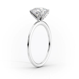 The Petal Kamellie Set With A 1.5 Carat Cushion Moissanite