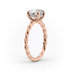 The Alice Set With A 2.5 Carat Pear Lab Diamond