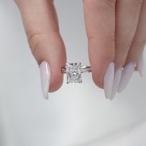 The Crown Kamellie - Engagement Ring Made in Platinum