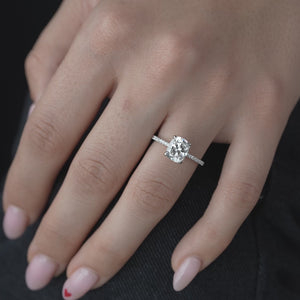The Pave Crown Kamellie - Engagement Ring Made in White Gold