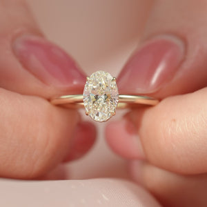 The Alex - Engagement Ring Made in Yellow Gold