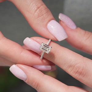 The Pave Crown Kamellie - Engagement Ring Made in White Gold