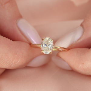 The Ashley - Engagement Ring Made in Yellow Gold