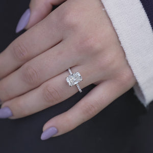 The Aline - Engagement Ring Made in White Gold