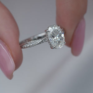 The Caroline - Engagement Ring Made in White Gold