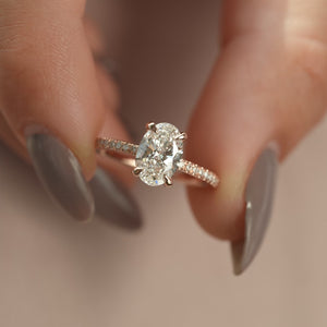 The Pave Crown Kamellie - Engagement Ring Made in Rose Gold