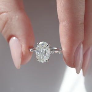 The Hidden Halo Penelope - Engagement Ring Made in White Gold