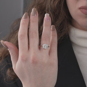 The Kamellie - Engagement Ring Made in White Gold