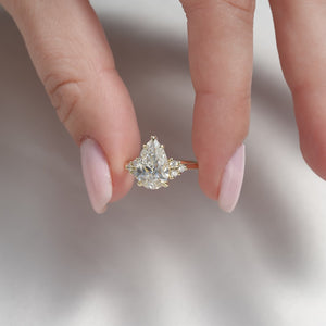 The Scarlett - Engagement Ring Made in Yellow Gold