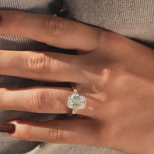 The Liv - Engagement Ring Made in White Gold