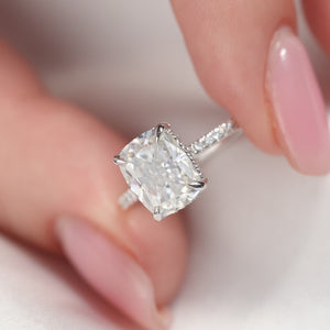 The Pave Crown Kamellie - Engagement Ring Made in White Gold