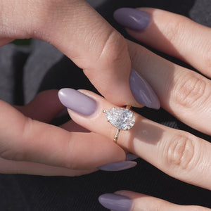 The Eve - Engagement Ring Made in Yellow Gold
