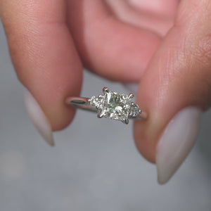 The Lia - Engagement Ring Made in White Gold