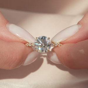 The Khloe - Engagement Ring Made in Yellow Gold