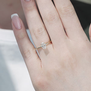The Ashley - Engagement Ring Made in Yellow Gold