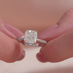 The Caroline - Engagement Ring Made in White Gold